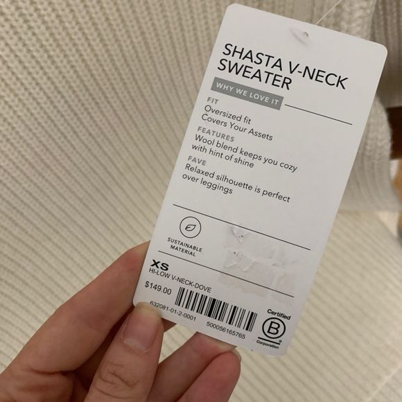 NWT Athleta Shasta V-neck Sweater - Picture 6 of 6